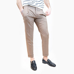 berwch pantalone con pince