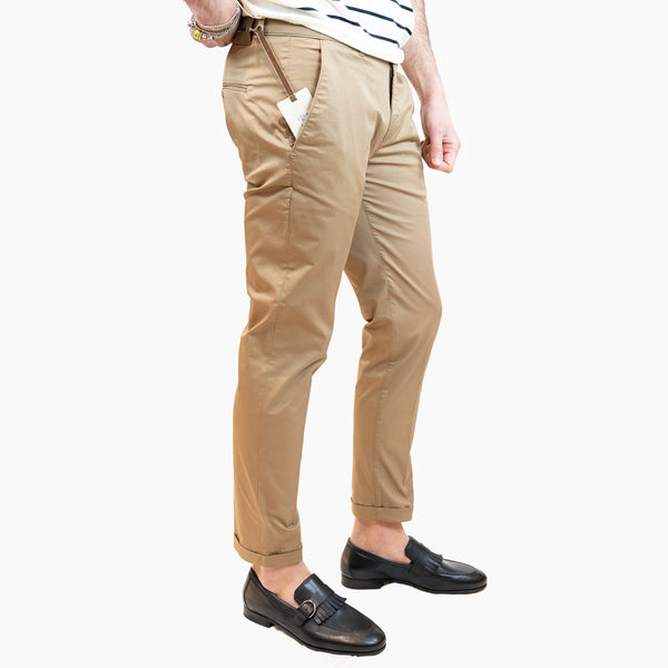 camouflage pantalone chino sand